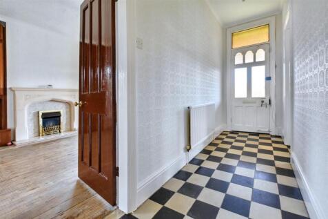 Entrance Hall_1.jpeg
