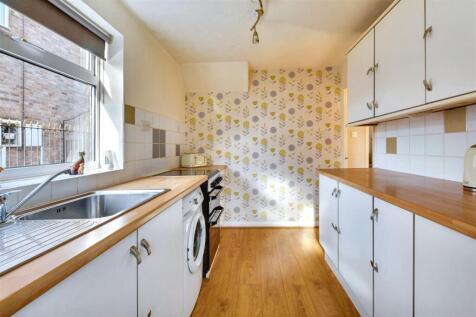 Kitchen_4.jpeg