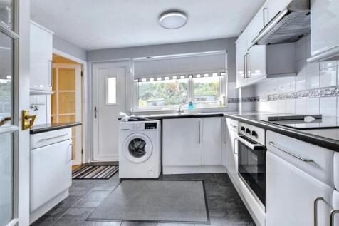 Kitchen_1.jpeg