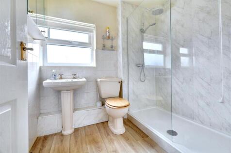 Shower Room.jpeg