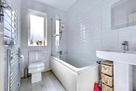 Bathroom.jpeg