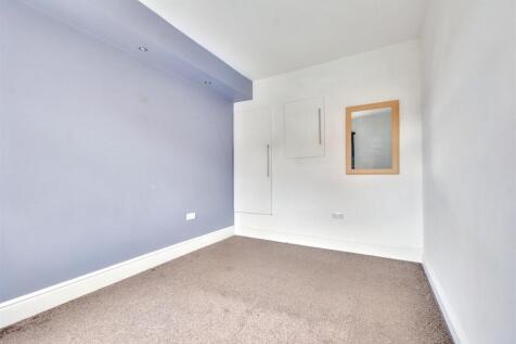 Bedroom One_2.jpeg