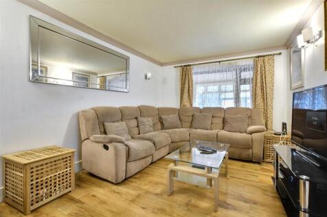 Lounge_ (2).jpeg
