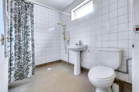 Bathroom.jpeg