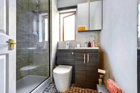 Shower Room.jpeg