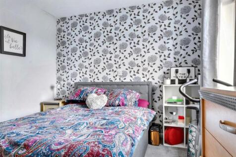 Bedroom One_1.jpeg