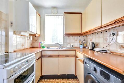 Kitchen_2.jpeg