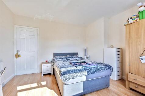 Bedroom One_2.jpeg