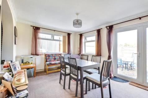 Dining Room_1.jpeg