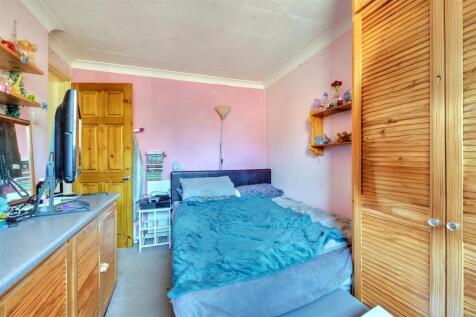 Bedroom Two_4.jpeg