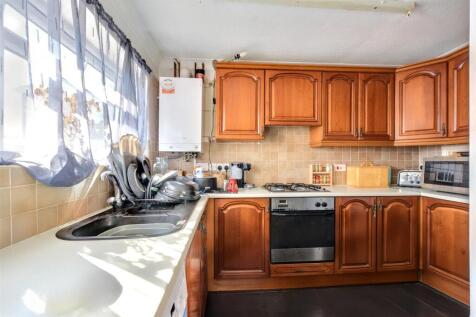 Kitchen_2.jpeg