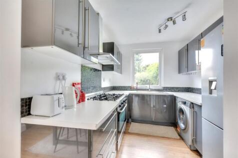 Kitchen_2.jpeg
