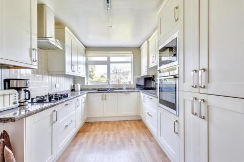 Kitchen_1.jpeg