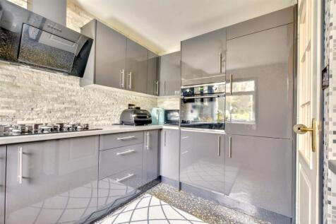 Kitchen_3.jpeg