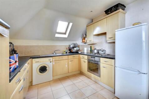 Kitchen_2.jpeg