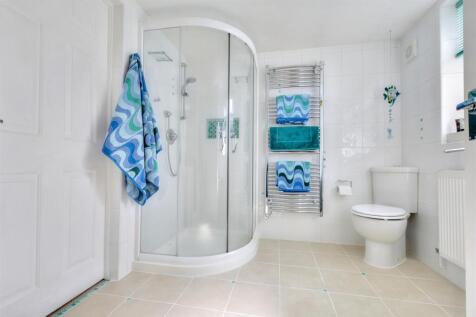 Shower Room_1.jpeg