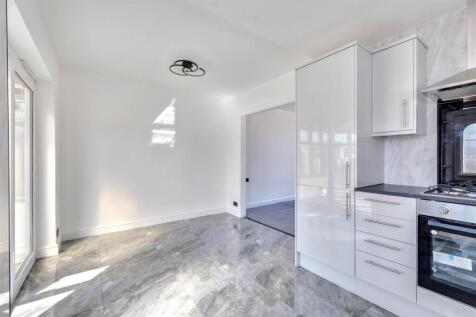 Kitchen_ (1).jpeg