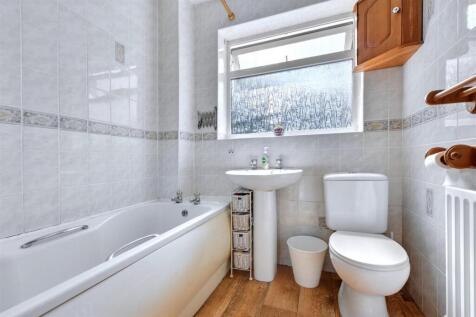 Bathroom.jpeg