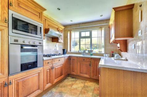 Kitchen_1.jpeg