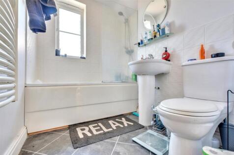 Bathroom.jpeg