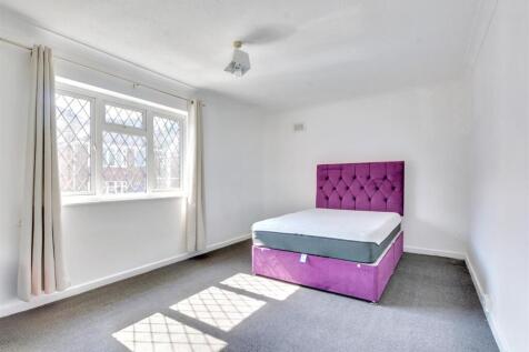 Bedroom One.jpeg
