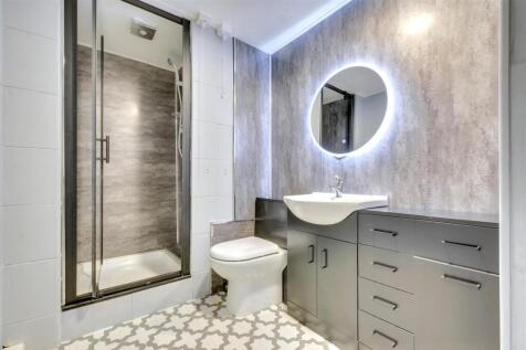 Shower Room.jpeg