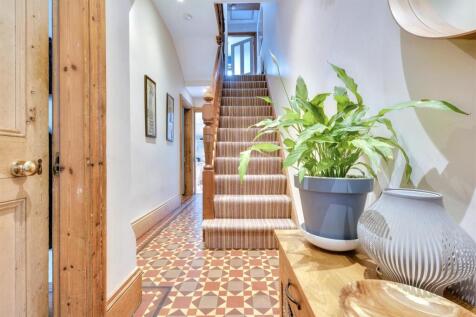 Entrance Hall.jpeg