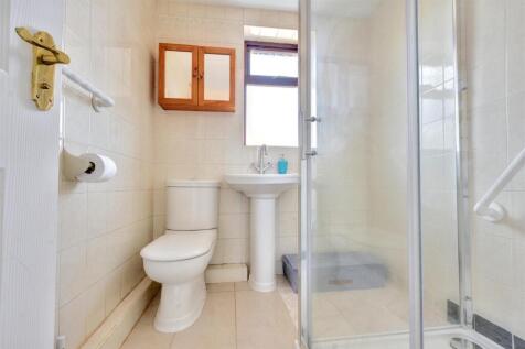 Shower Room.jpeg