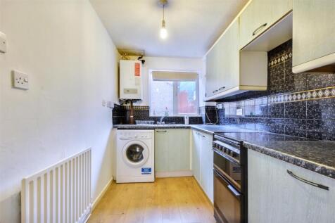 Kitchen_2.jpeg