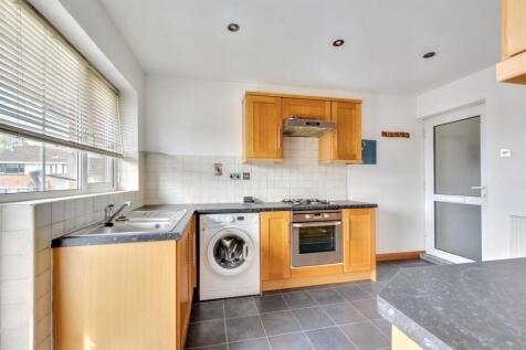 Kitchen_2.jpeg