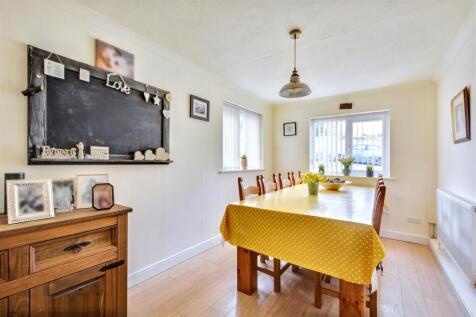 Dining Room_2.jpeg