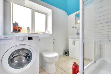Shower Room_2.jpeg