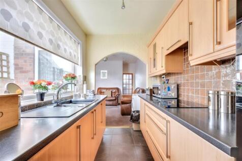 Kitchen_3.jpeg