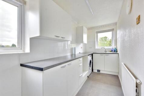 Kitchen_1.jpeg