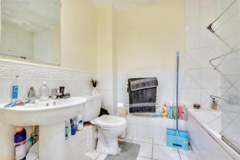 Bathroom_ (2).jpeg