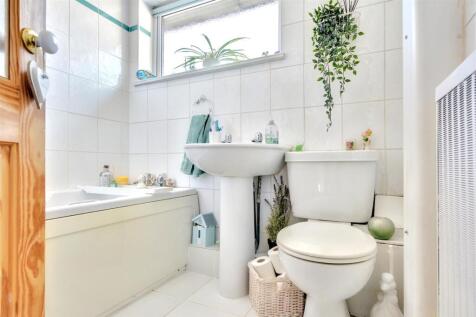 Bathroom.jpeg