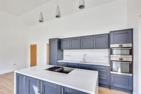 Kitchen_2.jpeg