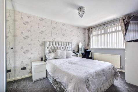 Bedroom One_2.jpeg