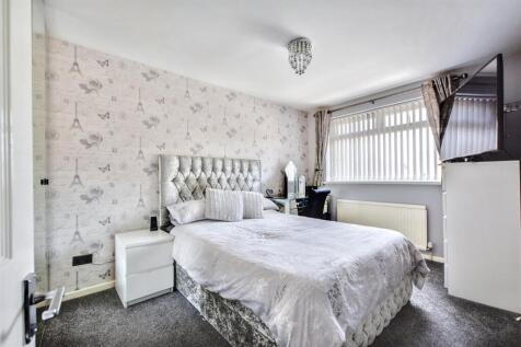 Bedroom One_1.jpeg