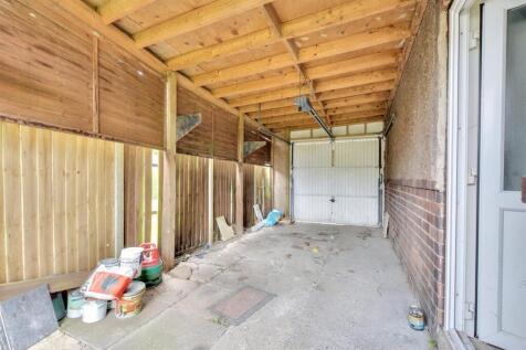 Carport.jpeg