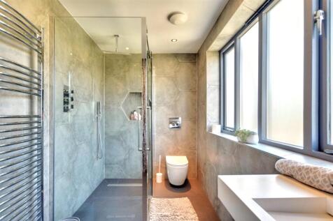 Bedroom One Ensuite_2.jpeg