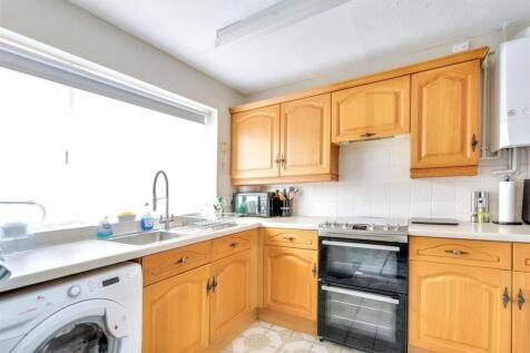 Kitchen_2.jpeg