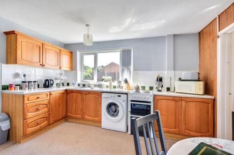 Kitchen_1.jpeg