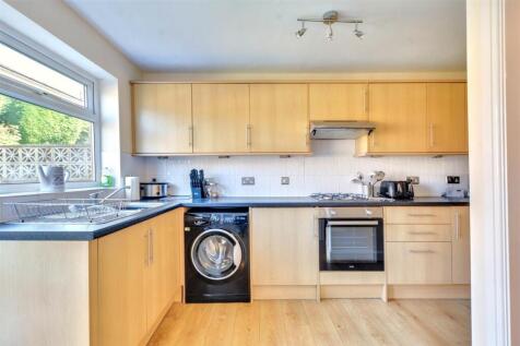 Kitchen_1.jpeg