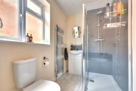 Bathroom.jpeg