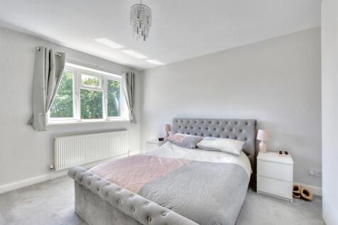 Bedroom One_1.jpeg