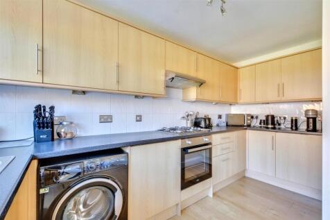 Kitchen_3.jpeg