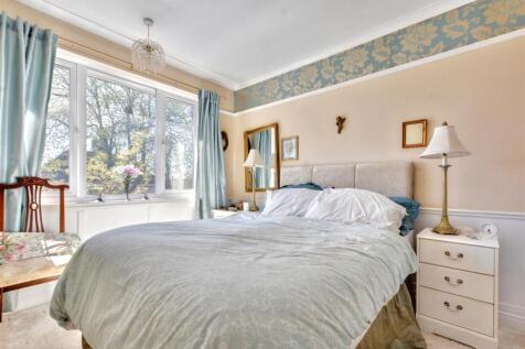 Bedroom One_1.jpeg
