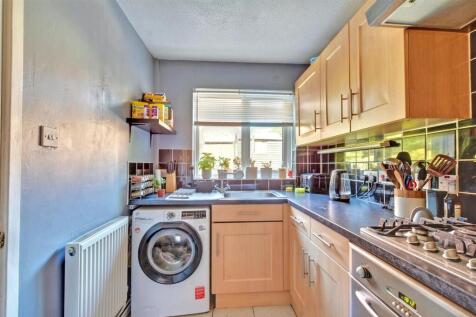 Kitchen_2.jpeg
