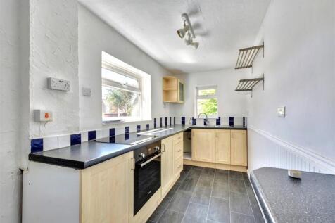 Kitchen_1.jpeg